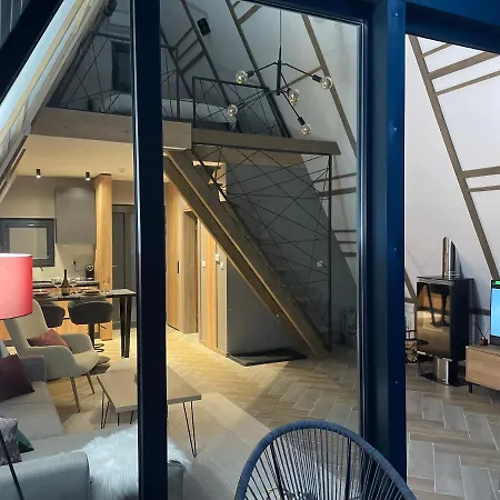 Luxury * Τζαχορίνα